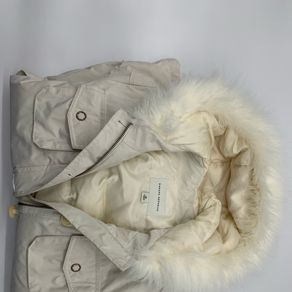 Banana Republic feather down parka jacket with hood, white in color, size medium - Picture 2 of 4